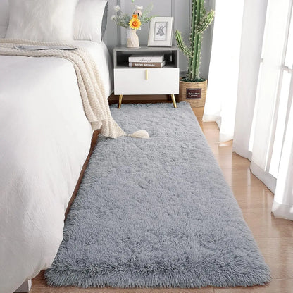 VIKAMA Modern Shaggy Runner Rug Soft Bedside Rug for Bedroom Living Room Sofa Runner Hallway Mat Home Decor
