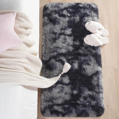 VIKAMA Modern Shaggy Runner Rug Soft Bedside Rug for Bedroom Living Room Sofa Runner Hallway Mat Home Decor